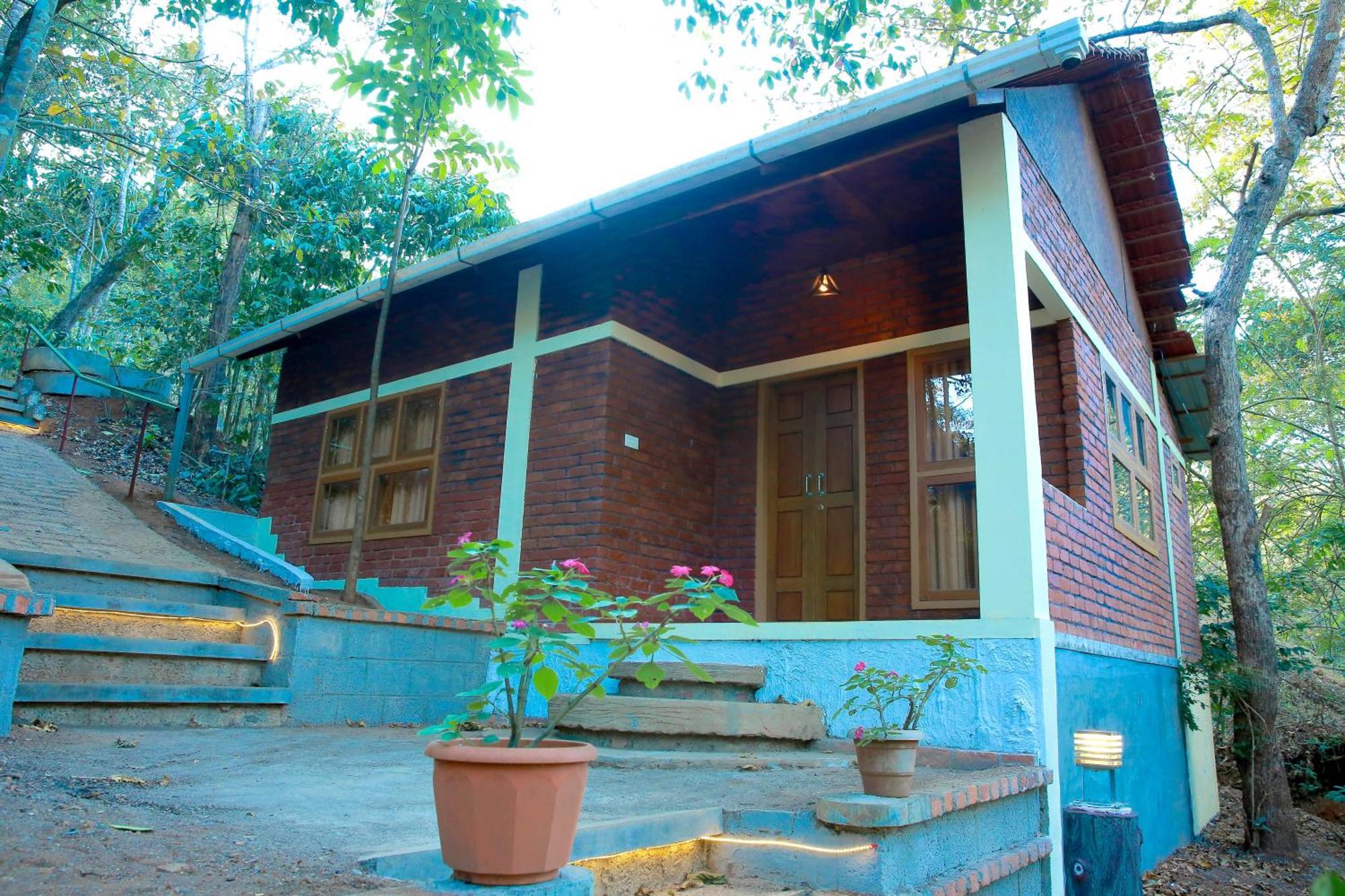 Snow Hills Resorts Thekkady Exterior photo